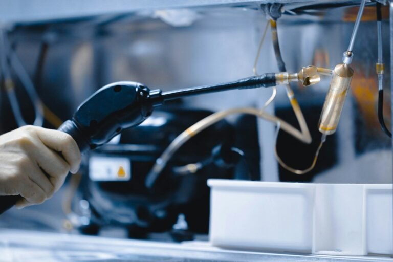 Jasa Pembuatan Website Pabrik Elektronik: Membangun Otoritas di Sektor High-Tech Global